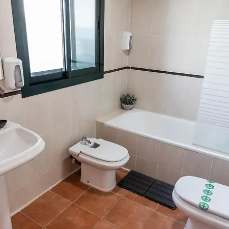 La Parreta Primera Linea Apartment *