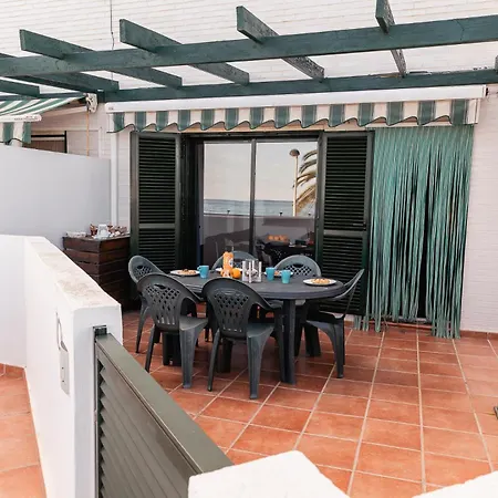 La Parreta Primera Linea Apartment *